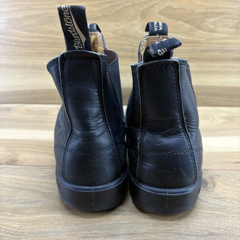 Blundstone Chelsea Boots Black Leather Mens 9 AU 8 Ankle Modern Casual Everyday